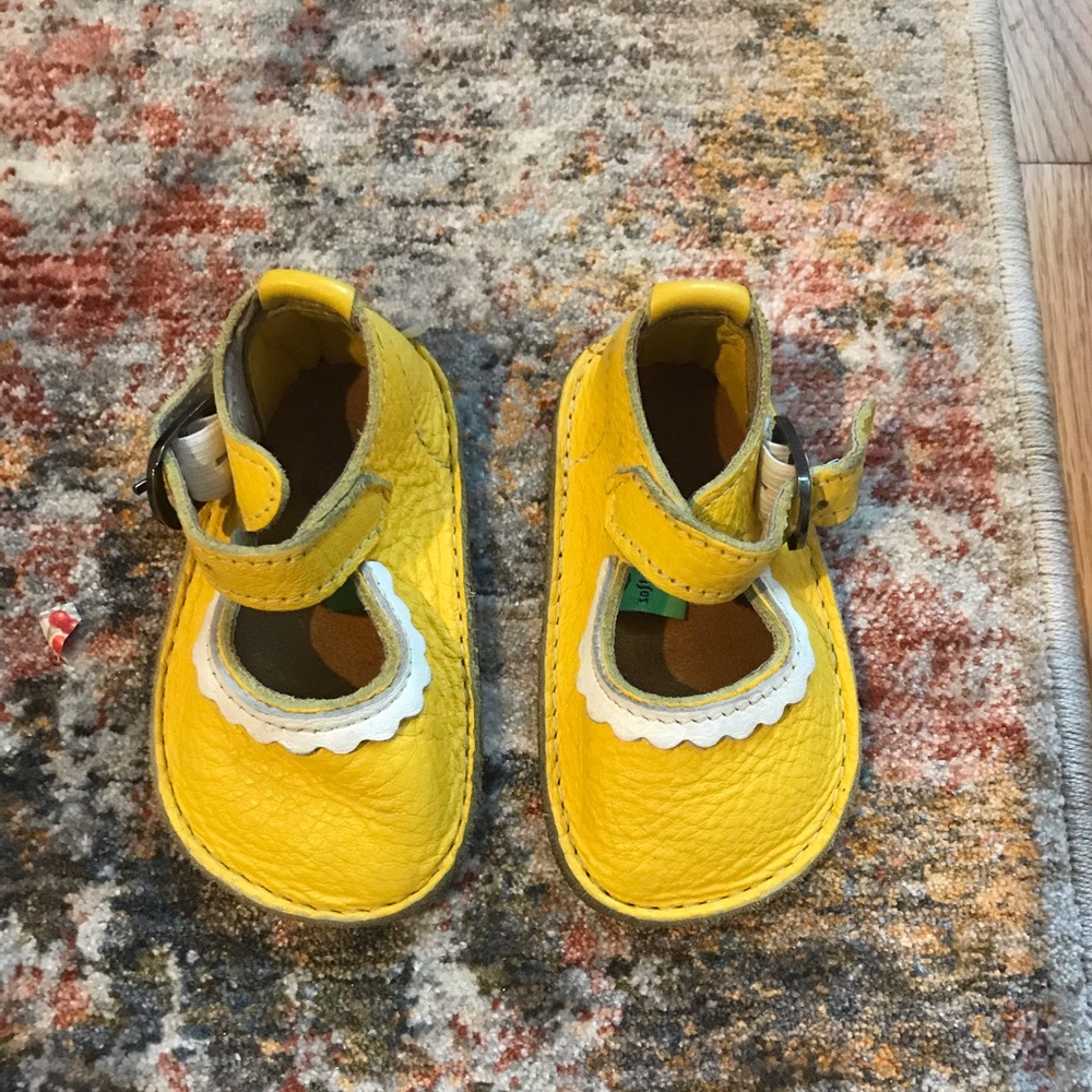 Softstar leather yellow Mary Jane
